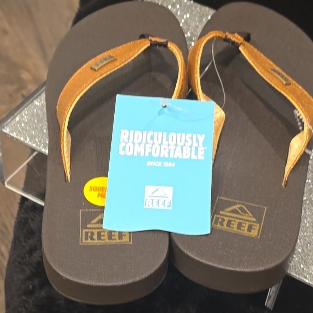 Reef Mia Sassy Flip-Flop Sandals - Picture 5 of 5